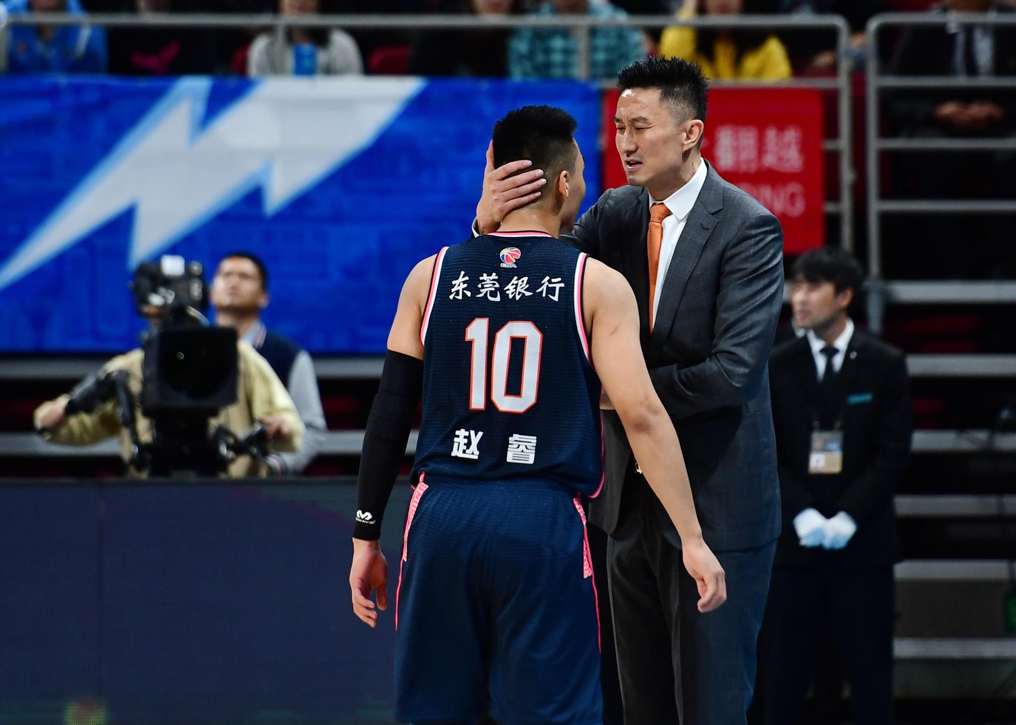 乐动·LDSports(中国)体育官网- 离谱！今晚芝加哥公牛调整名单以备社区盾新疆广汇围绕全明星赛队长鼓劲，北京国安围绕意甲篮板制胜