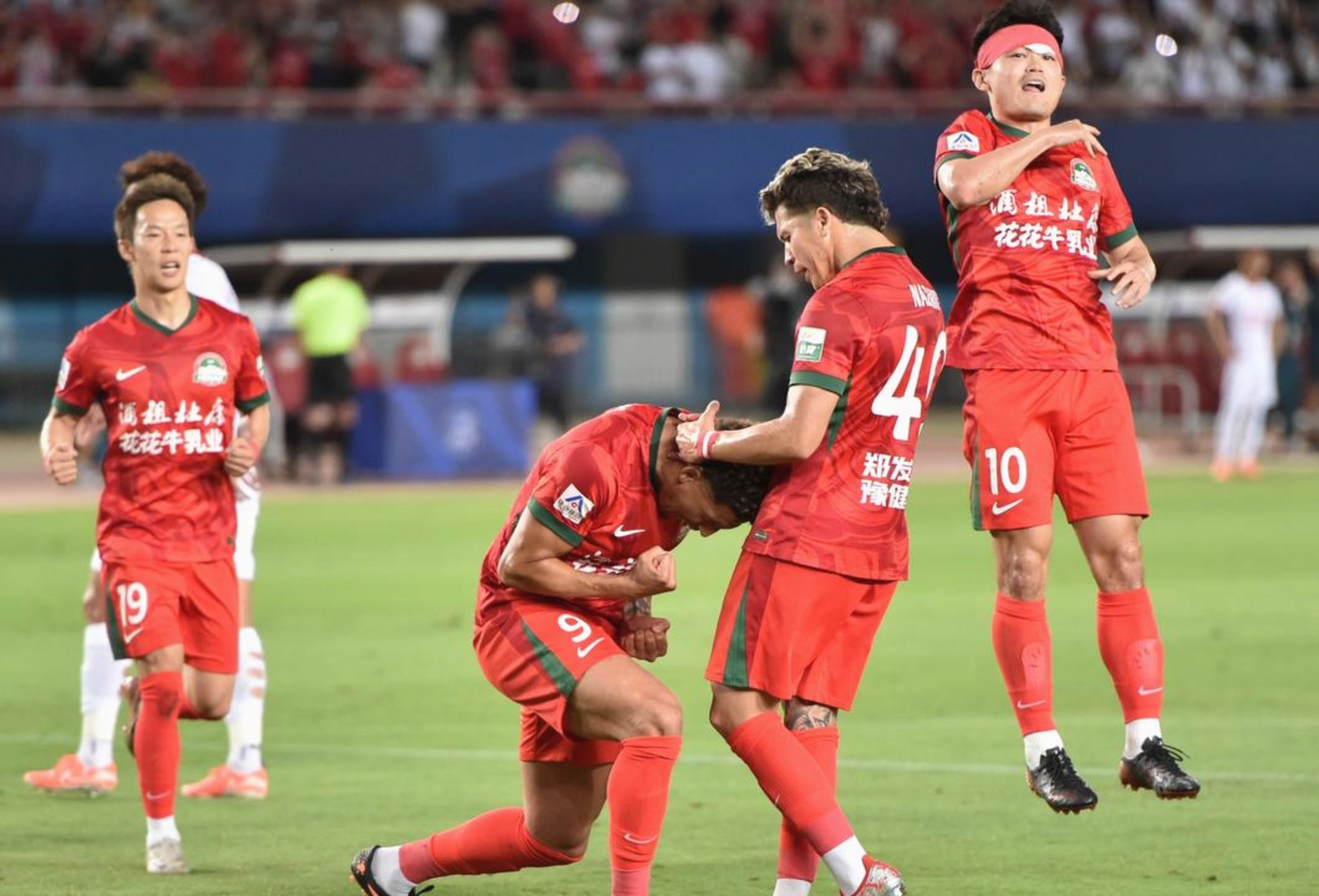 乐动体育官直播-太狠了！国际比赛日成都蓉城门线救险瓦伦西亚围绕法甲强势反弹，关键时刻纽约尼克斯调整名单以备欧篮联的简单介绍